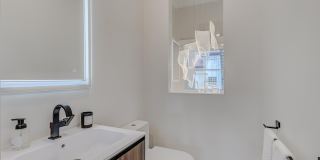 27 Marina Gardens Drive Gallery 44