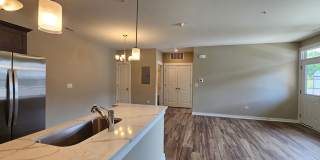 Chestnut - 2Br/2Ba Rental Home - First Floor Gallery 7