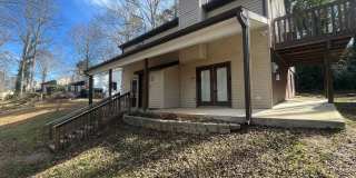 2/1 Available For Move In Now! Gallery 1