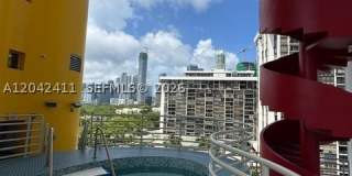 2025 Brickell Ave Gallery 21