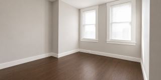 Charming Baltimore Rowhome with Hardwood Floors & Bonus Basement Space Gallery 8