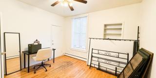 152 East Johnson St Gallery 10