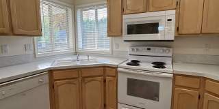 3 bedroom 2 bath In The Heart of Eagle Gallery 27