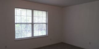 BEAUTIFUL BRICK 4 BEDROOM 2 BATH HOME AVAILABLE NOW CONTACT KAREN GUARDINO, REALTOR 386-747-9295 Gallery 9