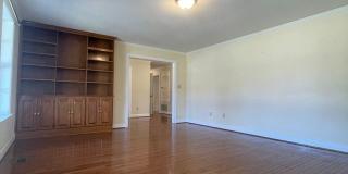 Spacious country home for lease Gallery 9