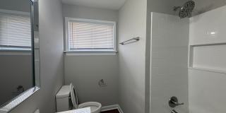 newly renovated 3-bedroom 1 bath Gallery 16