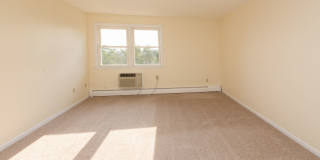 Chestnut Hill North Apartments Gallery 36