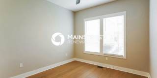 2142 Oakland Street Gallery 10