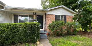 3 bedrooms, 1.5 bath, close to Brookside restaurants, shopping and entertainment. Gallery 1