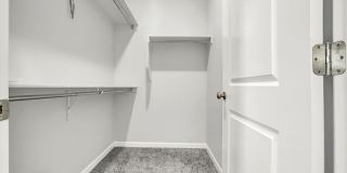 Upper Valley 2 Bedroom 2.5 Bath Gallery 4