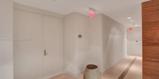 3535 Hiawatha Ave Gallery 2