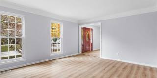 2807 FALLING BROOK Gallery 3
