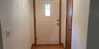 3 bedroom single family home! Gallery 19