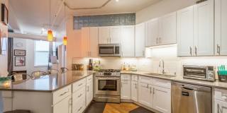 161 W Harrison Street Gallery 9