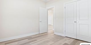 FULLY FENCED, UPGRADED 3/2/2 IN DESIRABLE PINE GROVE Gallery 28