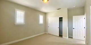 Pleasanton Ponderosa 5 bed+loft / 4 bath, 4 car garage, Small Dogs OK Gallery 17