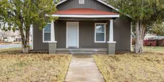 1322 N Lincoln Ave Gallery 1
