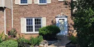 4517 N HEDGEROW Drive Gallery 1