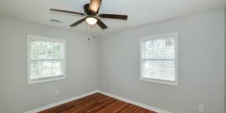 Room in 3 Bedroom Home at Pelton Pl NW Gallery 20
