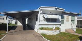 South Gate mobile home. Less than 30 min to Clearwater Beach Gallery 1