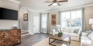 222 Amber Acorn Avenue Gallery 9