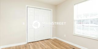 714 Mulberry Street Gallery 11