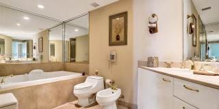 19955 NE 38th Ct Gallery 25