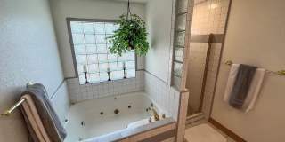 Lovely, fully furnished 3Bd 2.5 Ba home, pet friendly!! Call me today to inquire. Gallery 21