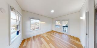 1729 Arch Street Gallery 8