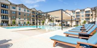 Cadence Creek at Towne Lake - 55+ Apartment Homes Gallery 9
