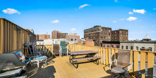 18 E MADISON Street Gallery 30