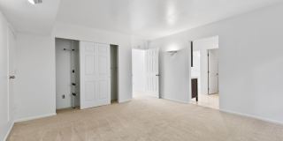 Beautiful 3-bedroom, 3-bath home on corner lot! Gallery 10