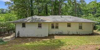 581 Meadowbrook Drive SE Gallery 13