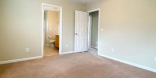 Ready To View!!! Great Location!!!! Gallery 12