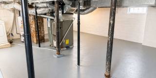 Beautifully Updated 3 Bedroom Home with 2-Car Garage – Prime Columbus Location Gallery 14