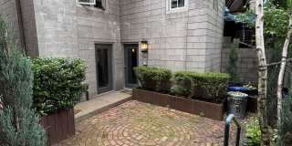 1819 Sarah Street - Apt. 2 Gallery 31