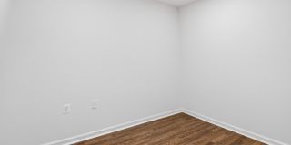 1321 KAREN Boulevard Gallery 31