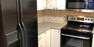 3 BR 2 Bath Townhome Gallery 14