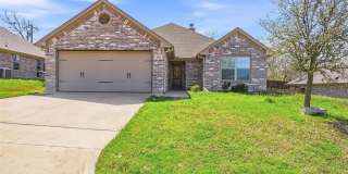 713 Smyth Street Gallery 1