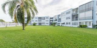 2200 Park Ln Gallery 1