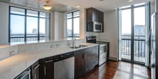 55 WEST Apartments Gallery 35