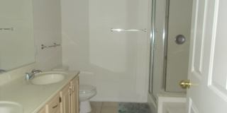 Beautifully Maintained Fully Furnished Home – Move-In Ready! Gallery 20