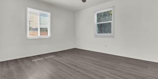 1166 E 43rd Pl Gallery 9