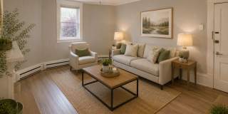 Charming Lower Unit 1 Bedroom with Gourmet Kitchen Gallery 1