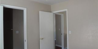 540 River Bed Street Gallery 11