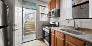 2211 W Winona Gallery 4