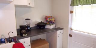 Sail into this 2BR 1BA at the Mayflower Condominiums in Alexandria includes utilities Gallery 10