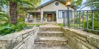 BEAUTIFUL HOME IN BLUEBONNET HILLS, ALAMO HEIGHTS Gallery 1