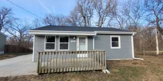 Renovated (in 2024!) two bedroom home, hard surfaces throughout! Gallery 23