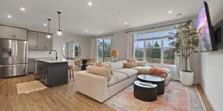 Foxtail Hollow Townhomes Gallery 23